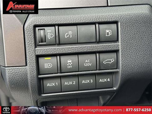 Certified 2025 Toyota 4Runner TRD Off-Road Premium image 24