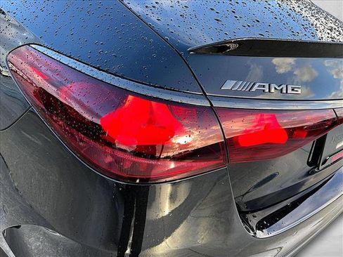 New 2026 Mercedes-Benz E 53 AMG e 4MATIC Sedan image 27