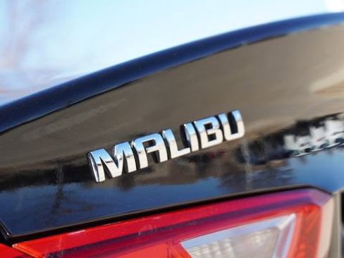 Used 2024 Chevrolet Malibu LT image 11