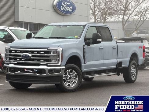 Used 2024 Ford F350 Lariat image 1