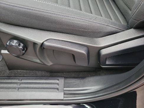 Used 2022 Ford Ranger XLT w/ Equipment Group 301A Mid image 17