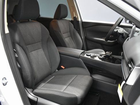 New 2026 Nissan Rogue SV image 14