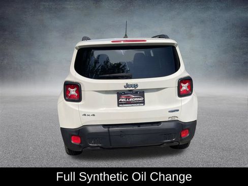Used 2016 Jeep Renegade Latitude AWD/4WD image 5
