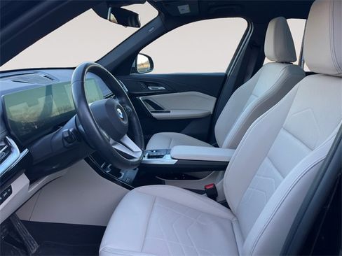Certified 2023 BMW X1 xDrive28i w/ Convenience Package image 9