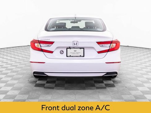 Used 2018 Honda Accord EX image 4