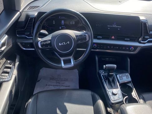 Used 2023 Kia Sportage EX FWD image 10