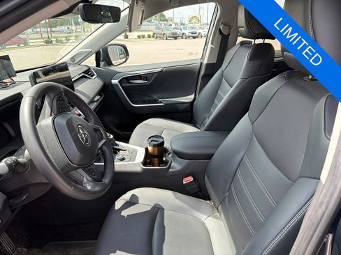 Used 2025 Toyota RAV4 Limited w/ Weather Package AWD/4WD image 5