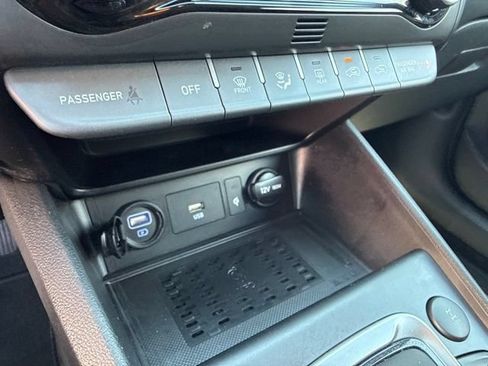 Used 2023 Hyundai Kona SEL w/ Convenience Package AWD/4WD image 7