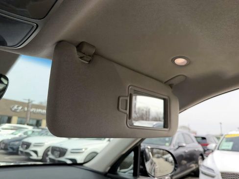 Used 2023 Genesis GV80 2.5T w/ Prestige 20" Package image 32