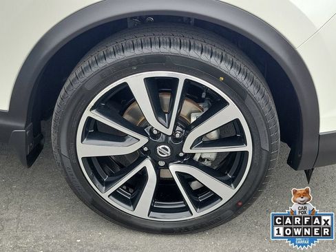 Used 2019 Nissan Rogue Sport SL FWD image 5