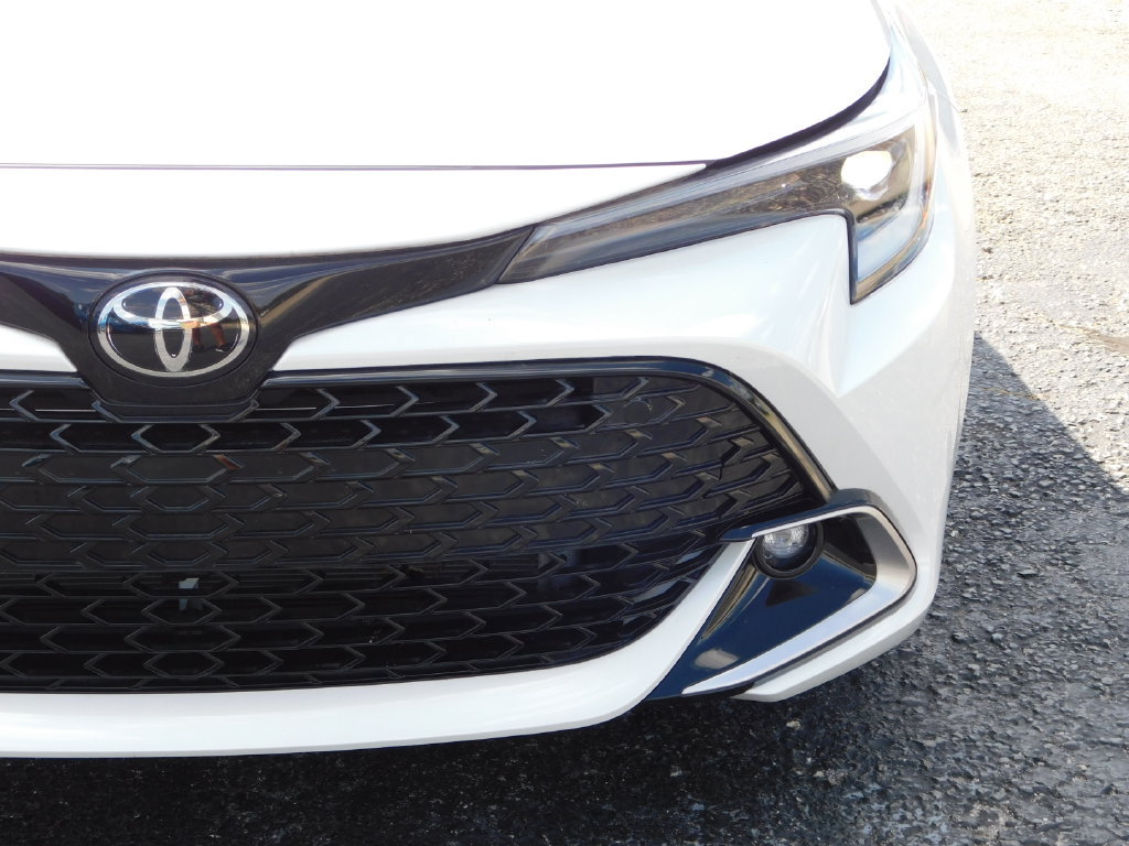 Used 2024 Toyota Corolla XSE FWD image 9
