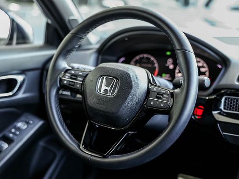 Certified 2025 Honda Civic Sport image 21