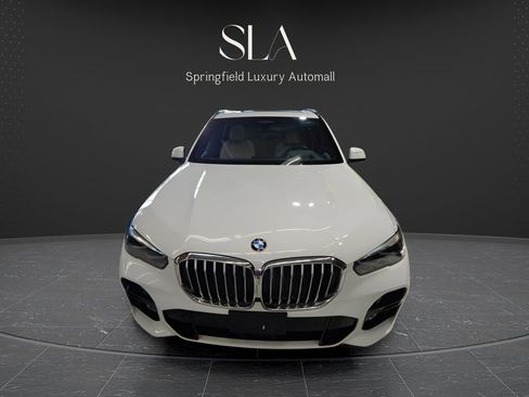 Used 2022 BMW X5 xDrive40i w/ M Sport Package image 2