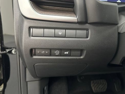 New 2026 Nissan Rogue Platinum AWD/4WD image 18