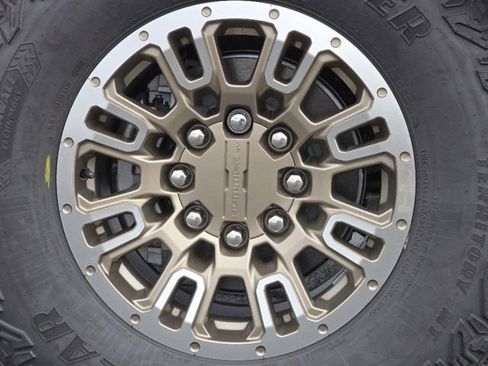 New 2025 GMC Hummer EV 3X w/ Battery Pack, 24 Module Pack image 18