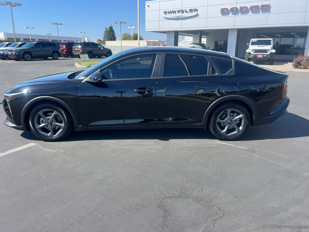 Used 2025 Kia K4 FWD image 47