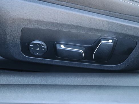 Certified 2025 BMW 430i Coupe w/ M Sport Package image 27