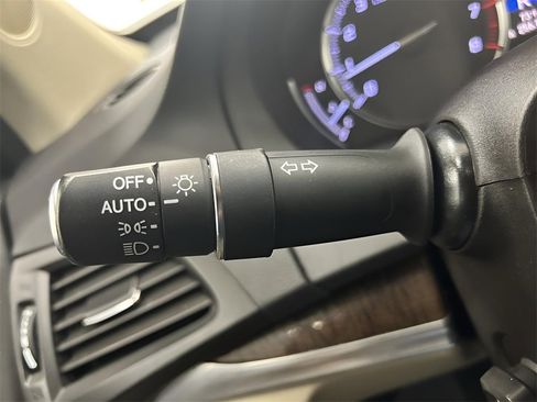 Used 2018 Acura MDX FWD w/ Technology Package image 15