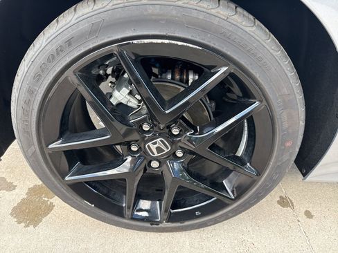 Certified 2025 Honda Civic Sport image 11
