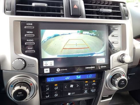 Used 2024 Toyota 4Runner Limited AWD/4WD image 17