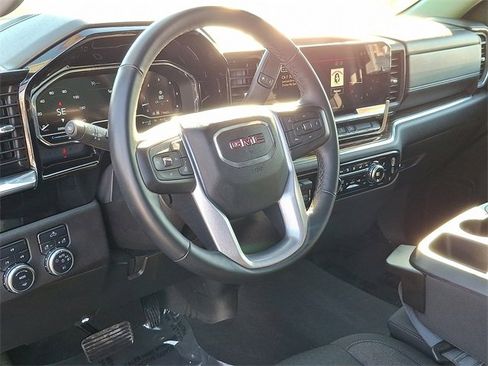 Certified 2024 GMC Sierra 2500 SLE w/ SLE Convenience Package image 12