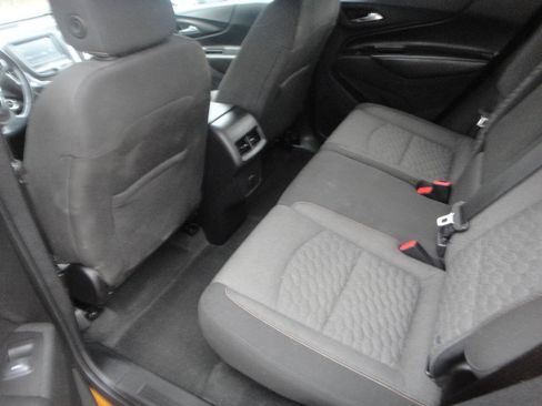 Used 2018 Chevrolet Equinox LT AWD/4WD image 12