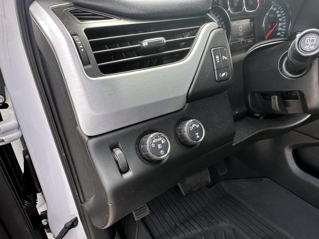 Used 2020 GMC Yukon SLE w/ SLE Value Package AWD/4WD image 18