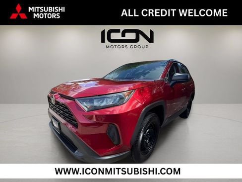 Used 2019 Toyota RAV4 LE w/ All Weather Liner Package AWD/4WD image 1