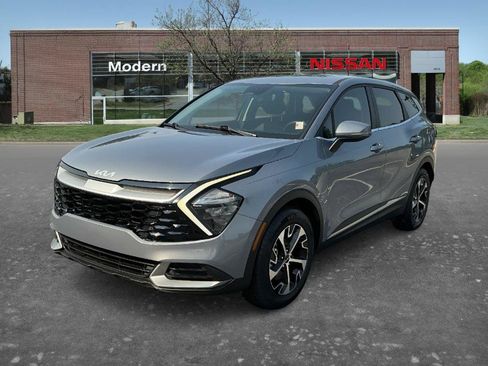 Used 2023 Kia Sportage EX FWD image 1