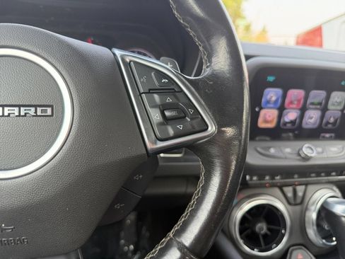 Used 2017 Chevrolet Camaro LT w/ Technology Package RWD image 16