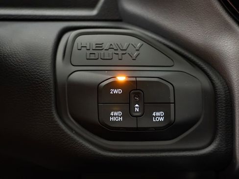New 2026 RAM 2500 Laramie AWD/4WD image 22