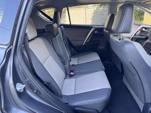 Used 2015 Toyota RAV4 Limited AWD/4WD image 16