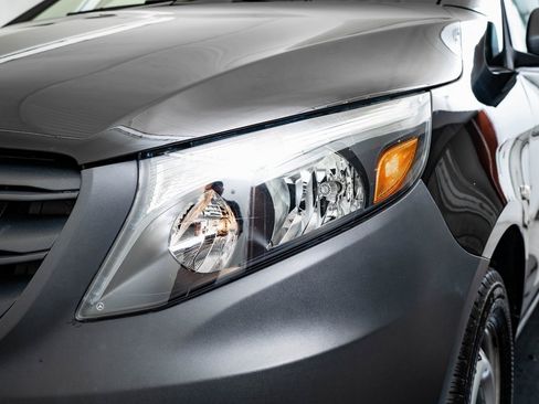 Used 2023 Mercedes-Benz Metris Passenger image 15