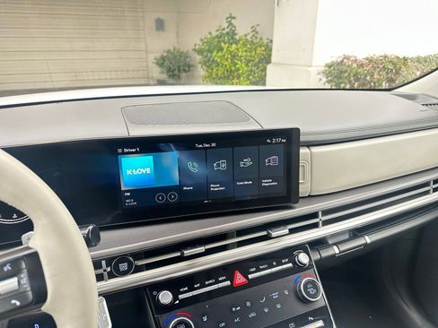 Used 2025 Hyundai Santa Fe SEL image 21