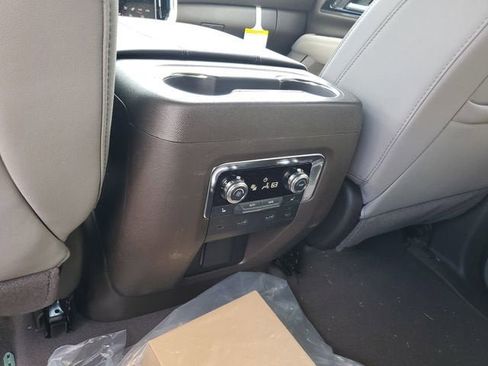 New 2026 GMC Yukon XL Elevation w/ Elevation Premium Package image 16