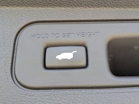 Used 2025 Honda Odyssey Touring image 16