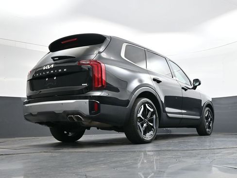 Used 2023 Kia Telluride S w/ S Sunroof Package image 40