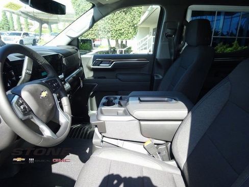 New 2026 Chevrolet Silverado 1500 LT image 14