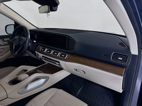 Certified 2024 Mercedes-Benz GLE 450 4MATIC image 32