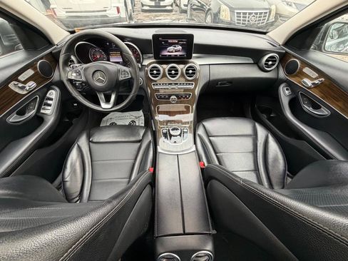 Used 2018 Mercedes-Benz C 300 4MATIC Sedan image 41