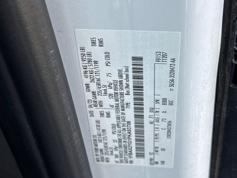 Used 2023 Ford Transit 350 XLT image 33