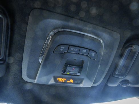 Used 2023 Toyota Corolla Cross SE AWD/4WD image 25