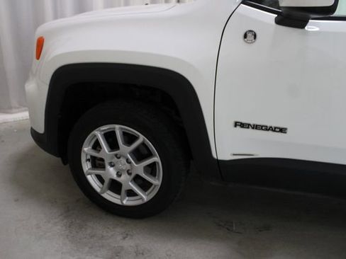 Used 2021 Jeep Renegade Latitude AWD/4WD image 31