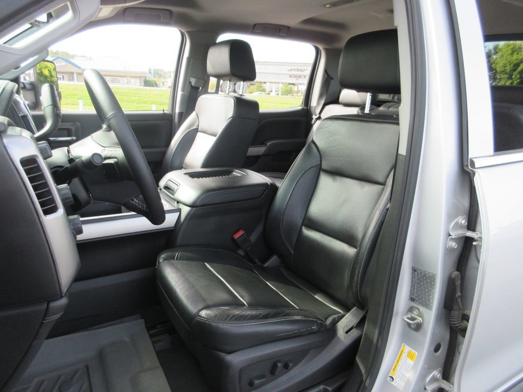 Certified 2019 Chevrolet Silverado 3500 LTZ w/ Duramax Plus Package AWD/4WD image 23