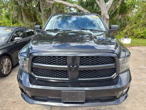 Used 2017 RAM 1500 Express w/ Black Ram 1500 Express Group AWD/4WD image 8