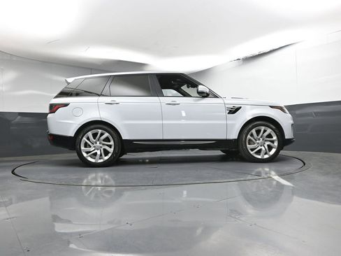 Used 2019 Land Rover Range Rover Sport HSE image 30