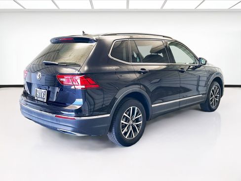 Used 2020 Volkswagen Tiguan SE image 4
