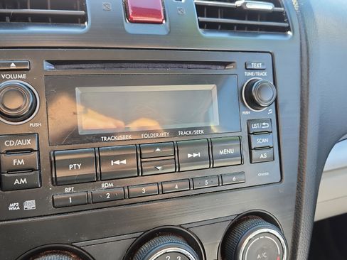 Used 2015 Subaru Forester 2.5i w/ Alloy Wheel Package image 36