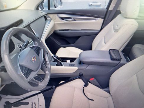 Used 2019 Cadillac XT5 Premium Luxury image 3