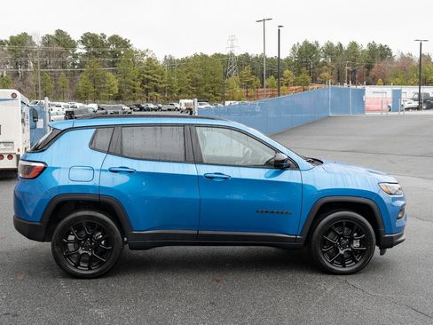 New 2026 Jeep Compass Latitude image 10